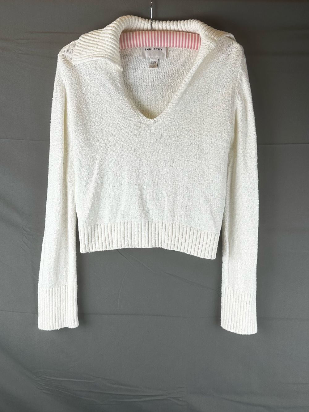 INDUSTRY White V-Neck Long Sleeve Crop Sweater with Ribbed Collar